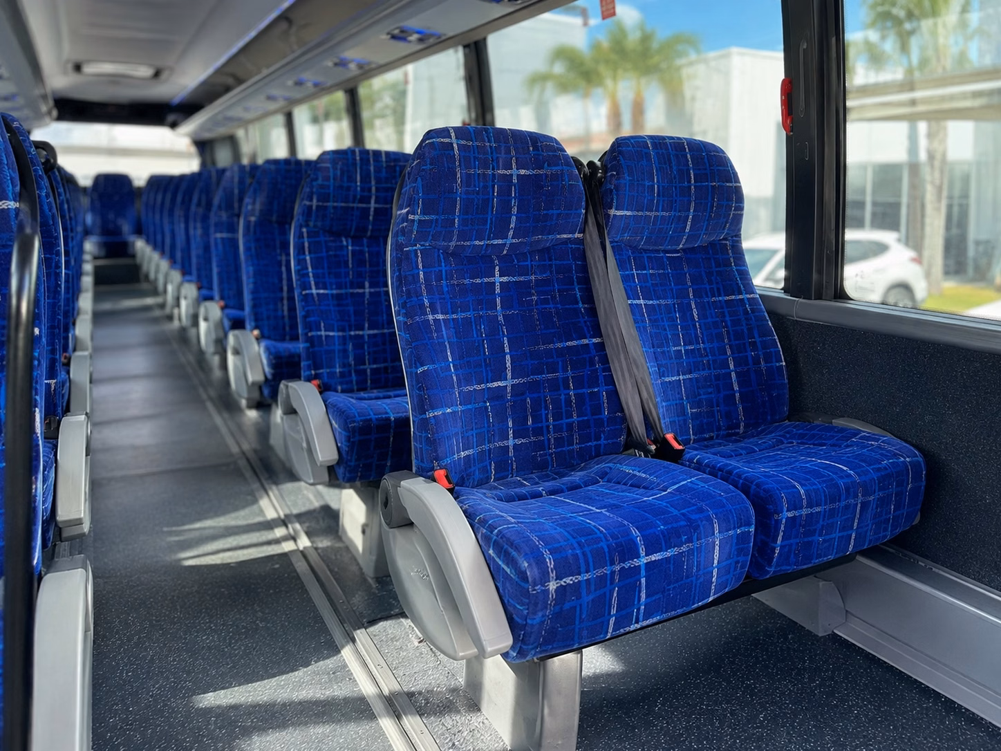 greenville charter buses for larger prom groups and school coordinated transportation